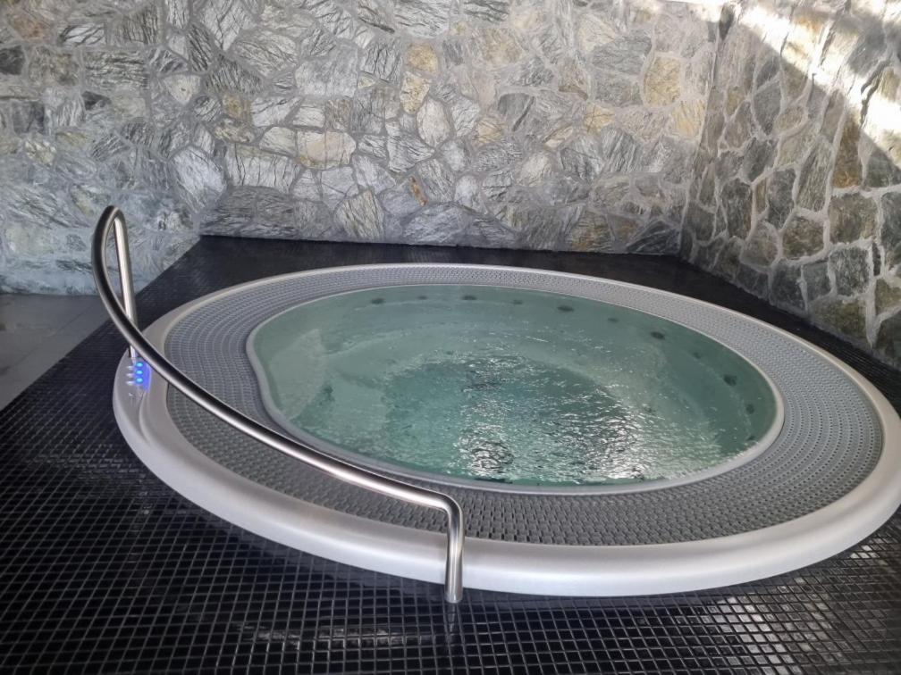 Apartament A2 Domitu Z Basenem, Sauna, Jacuzzi - 5D Apartments Szklarska Poręba Kültér fotó