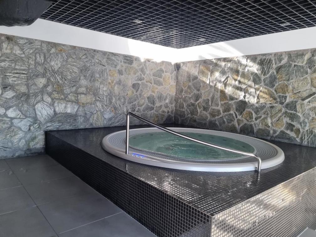 Apartament A2 Domitu Z Basenem, Sauna, Jacuzzi - 5D Apartments Szklarska Poręba Kültér fotó